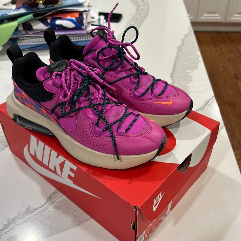 Nike Air Max Viva Sneakers